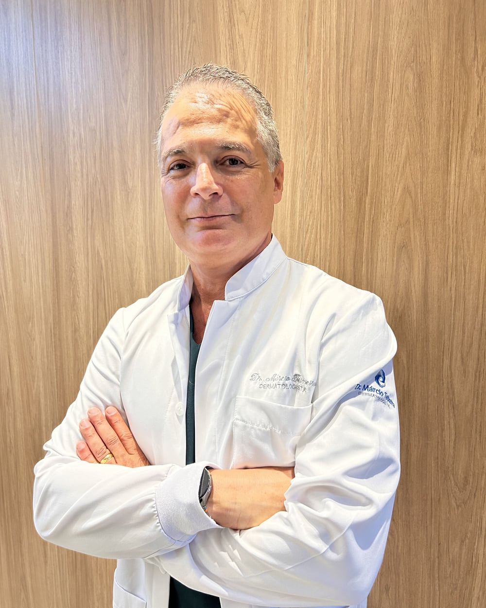Dr. Márcio Teixeira, dermatologista e tricologista em Porto Alegre