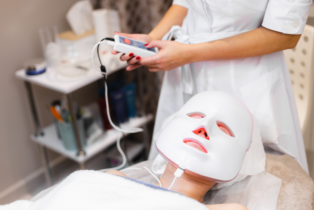 Terapia Fotodinâmica, procedimento realizado por dermatologista